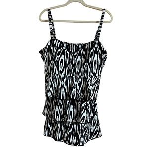 Cacique Tankini size 22 black and white swim top